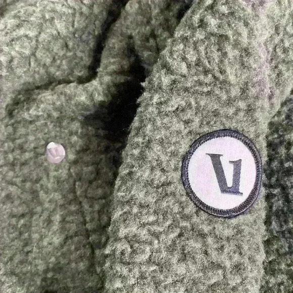 Vuori Idyllwild Sherpa Men’s Jacket Forest Green Large New - Picture 10 of 13